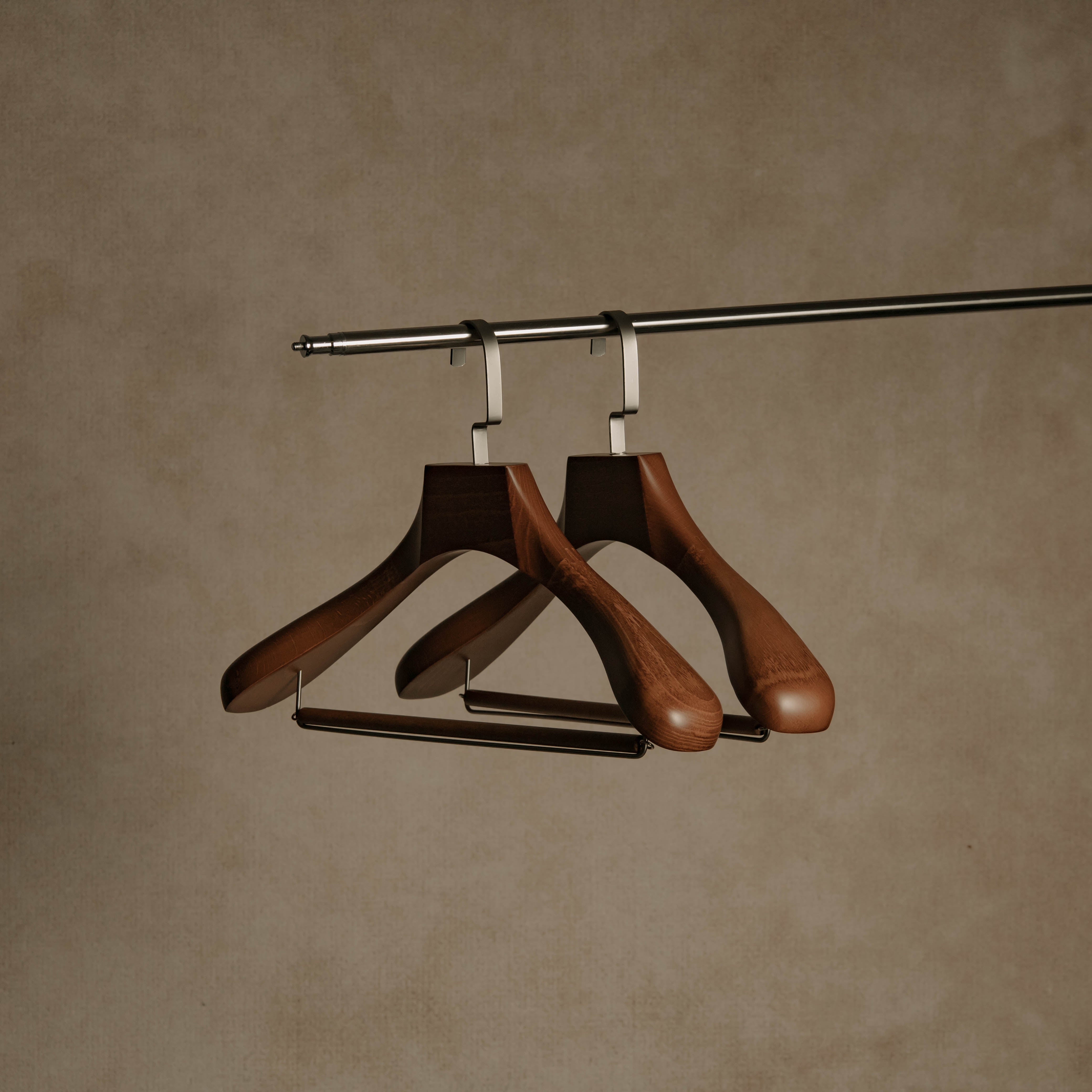 SIGNATURE  Luxury Beechwood Suit Hanger
