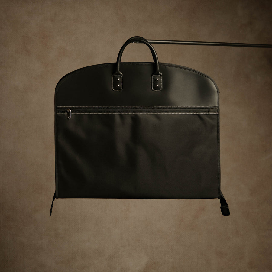 Signature Suit Carrier - Black