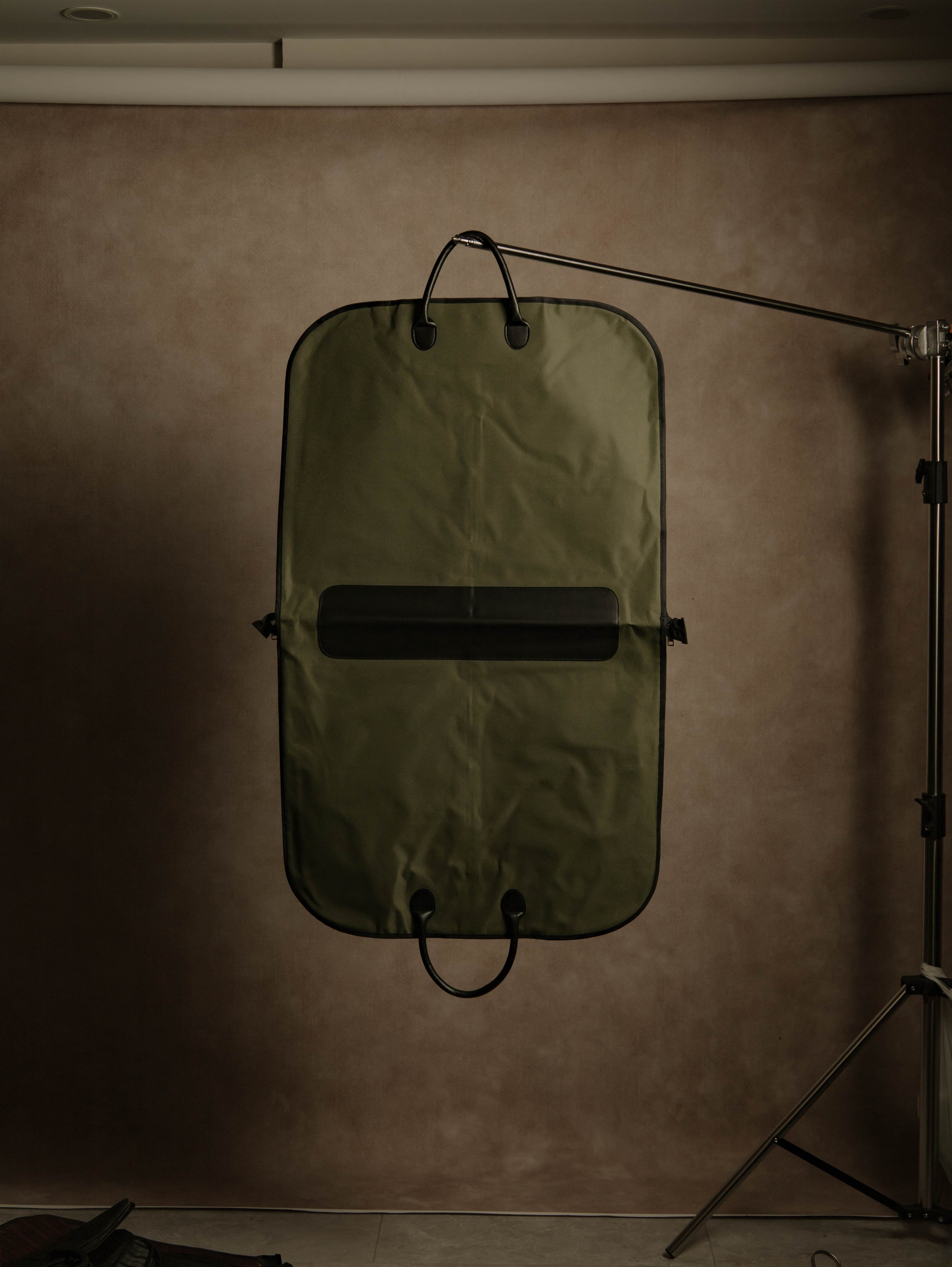 ATELIER Suit Carrier - Racing Green
