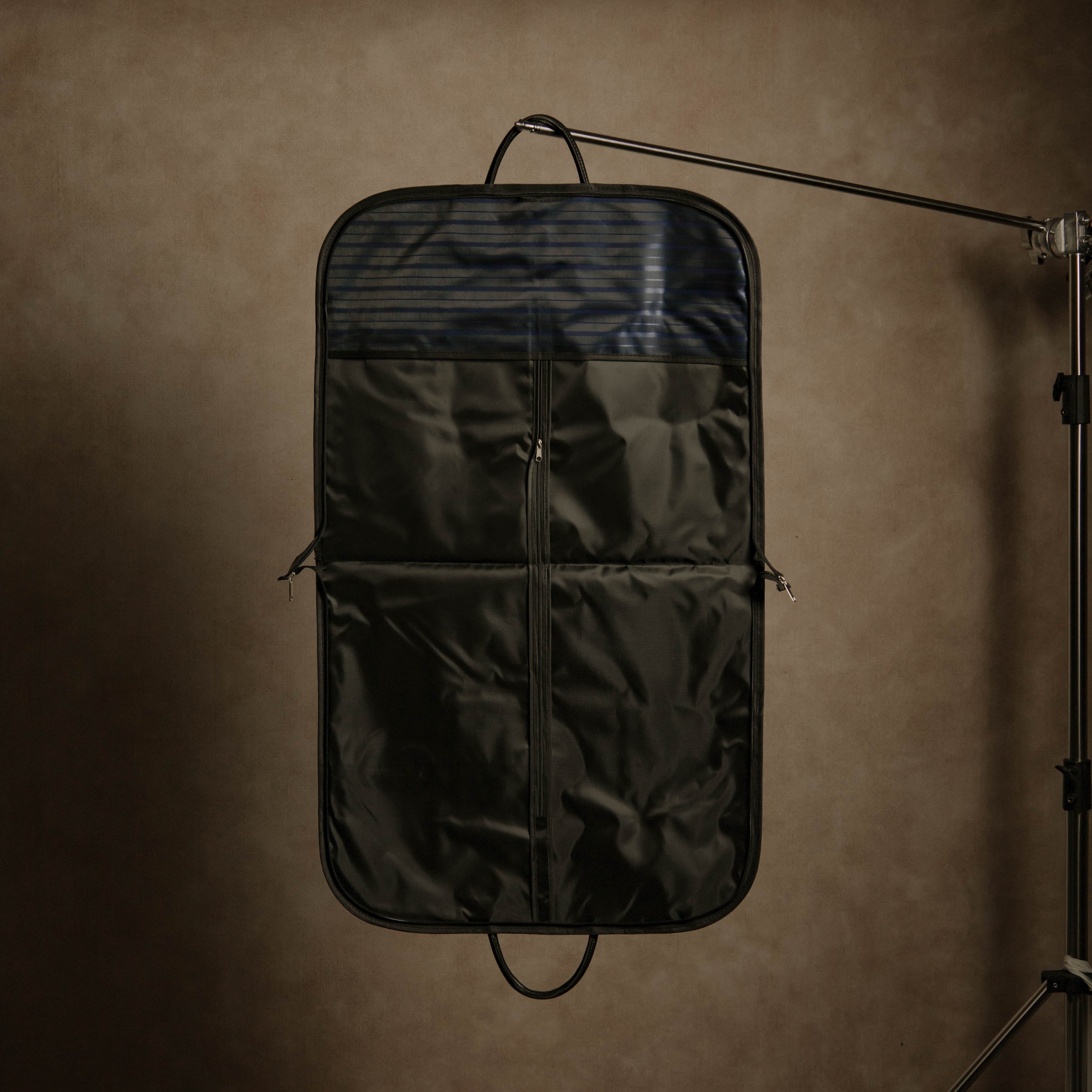 MAISON Suit Carrier - Midnight Blue