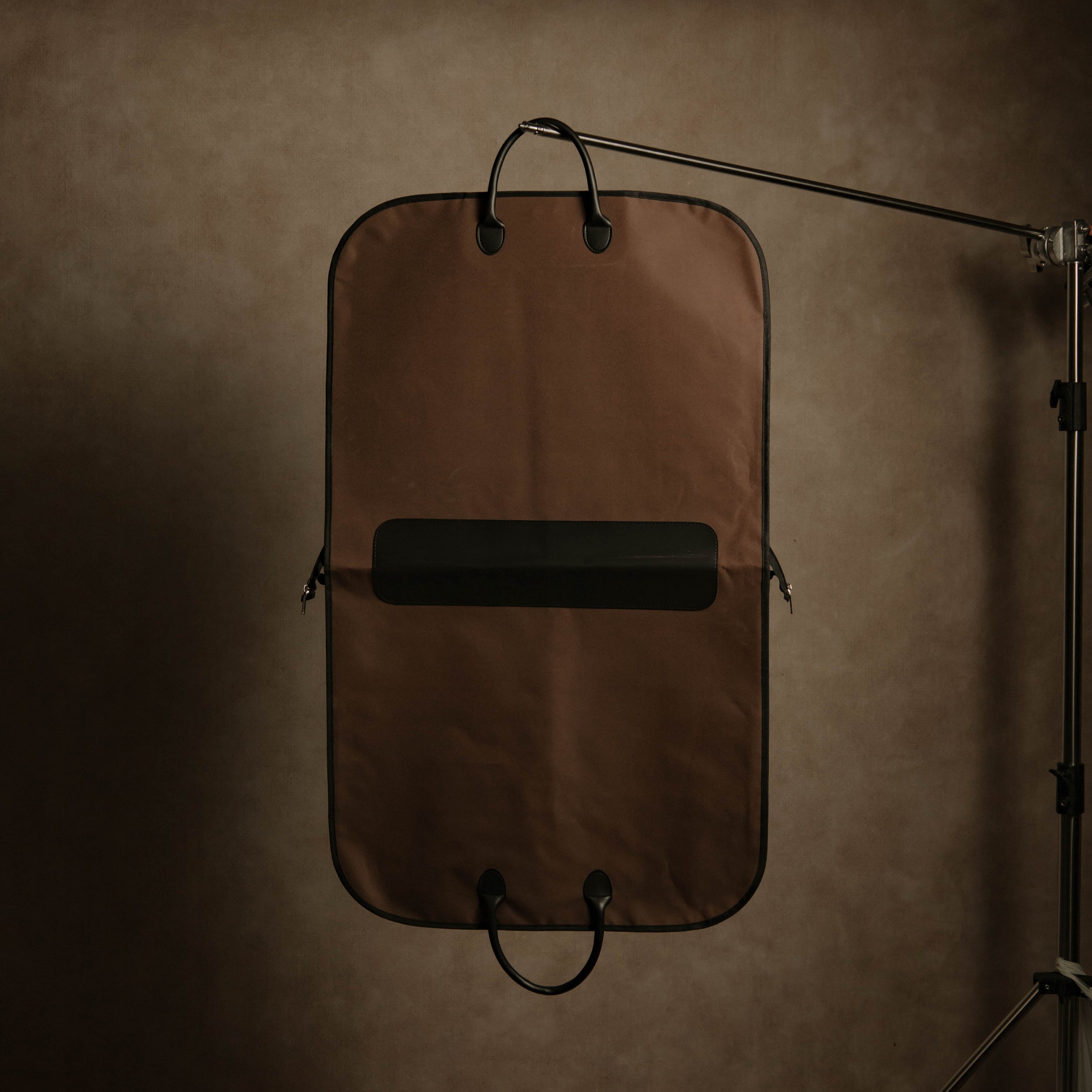 ATELIER Suit Carrier - Hazelnut