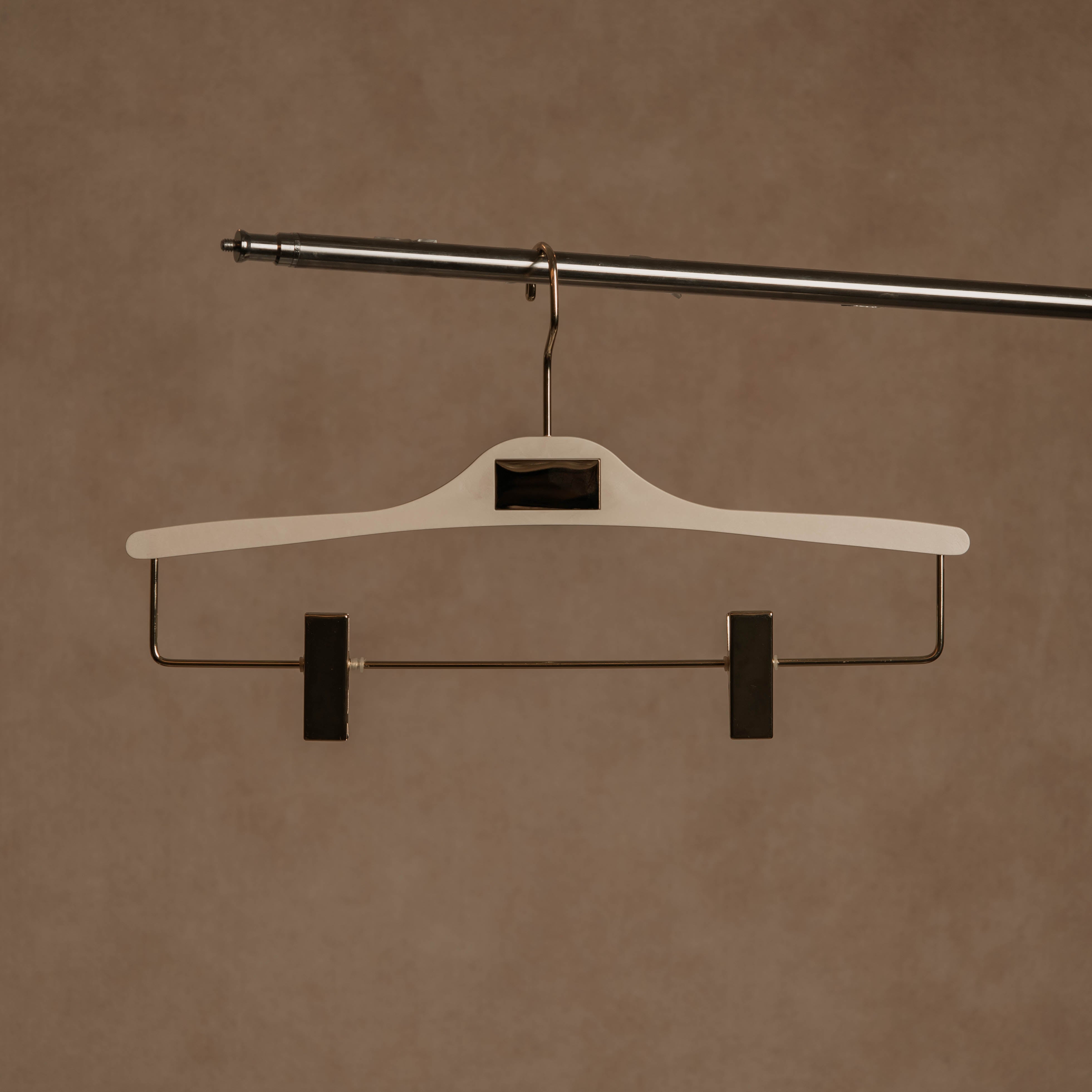 STUDIO Vinyl-Finish Resin Clip Trouser Bar Hanger