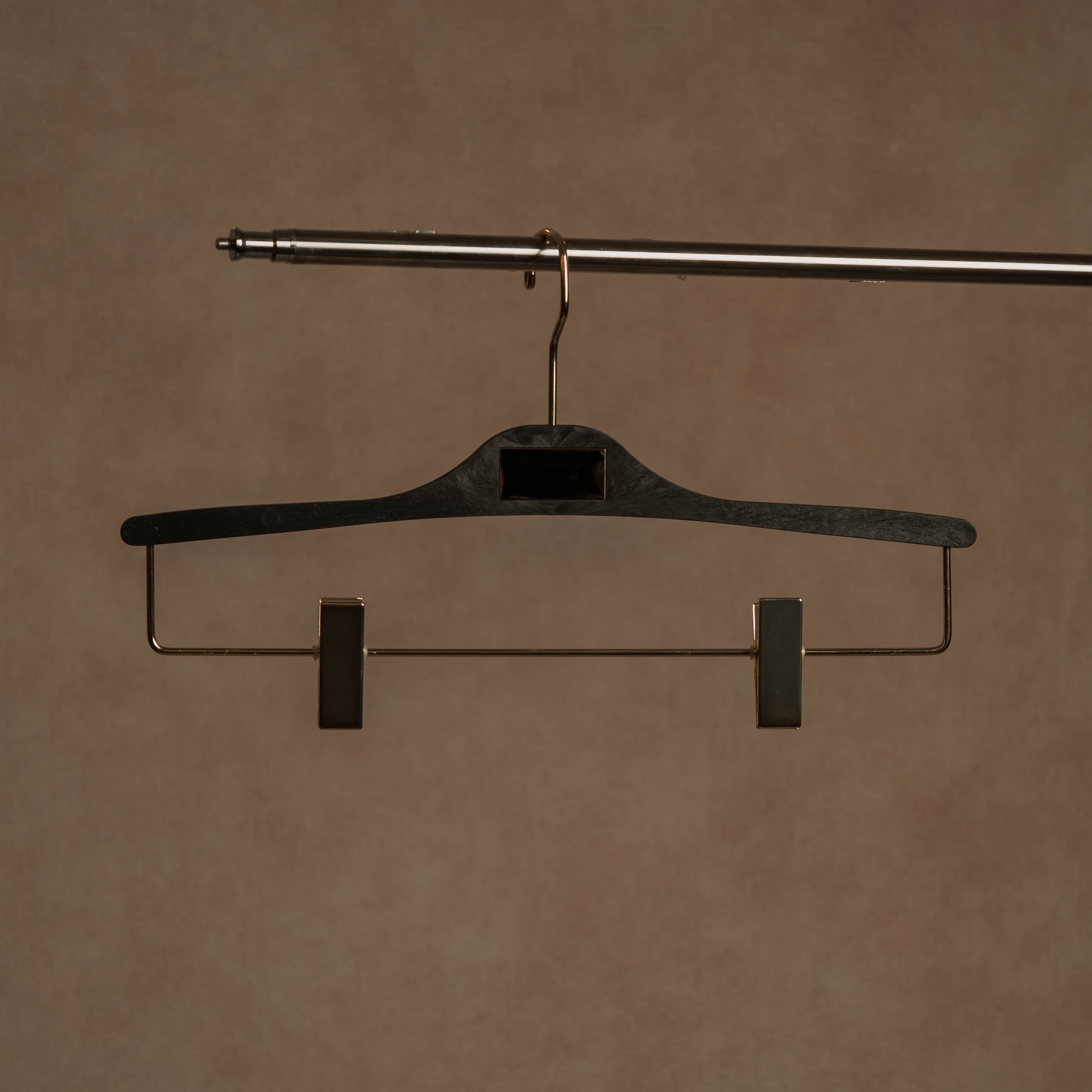 STUDIO Vinyl-Finish Resin Clip Trouser Bar Hanger