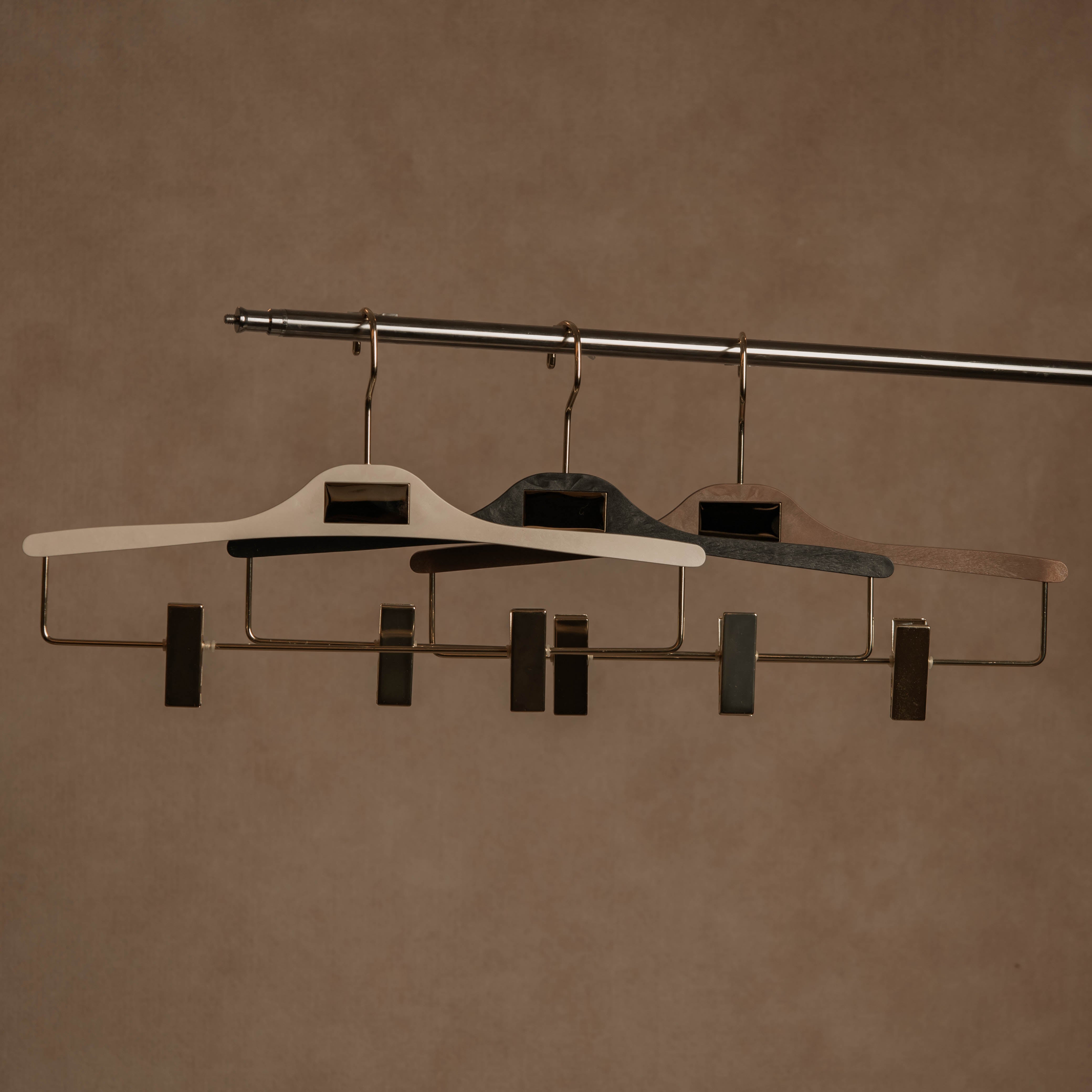 STUDIO Vinyl-Finish Resin Clip Trouser Bar Hanger