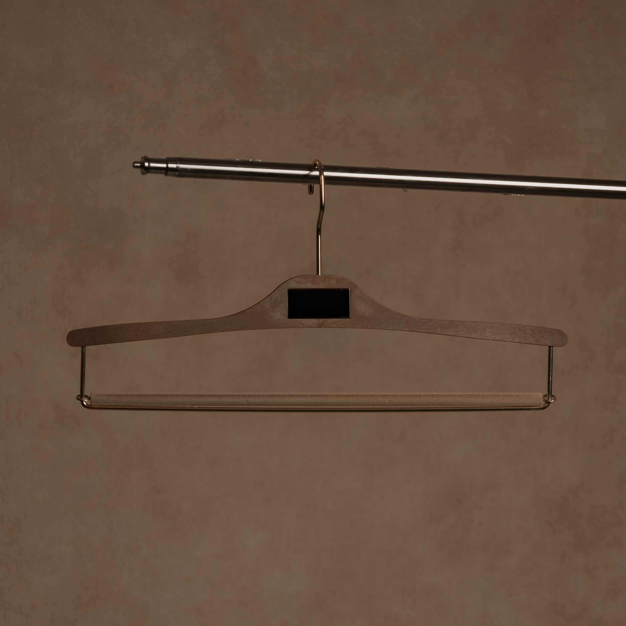 STUDIO Vinyl-Finish Resin Classic Trouser Bar Hanger